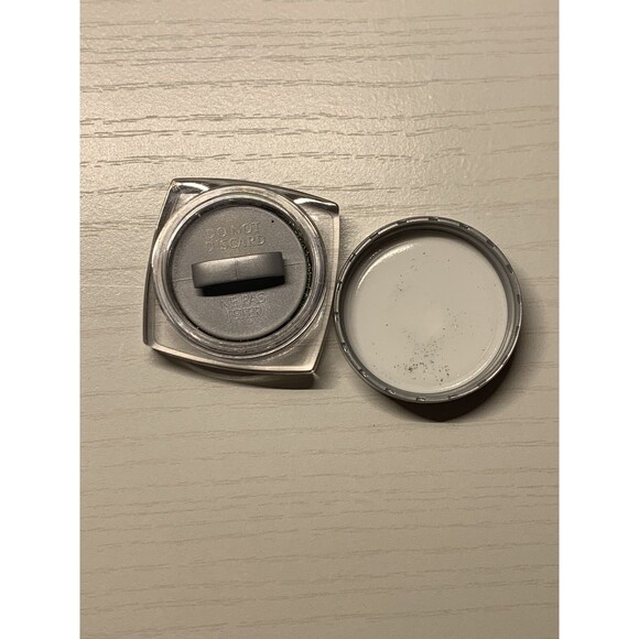 L'Oréal Paris Infallible 24HR Eye Shadow 335 GOLDEN EMERALD 0.12 oz✨️NEW✨️ - Picture 8 of 8